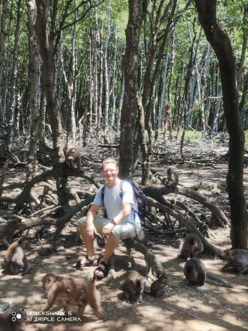 GROUP TOUR CAN GIO MANGROVE FOREST - MONKEY ISLAND FULL DAY - Language Support and Dietary Accommodations