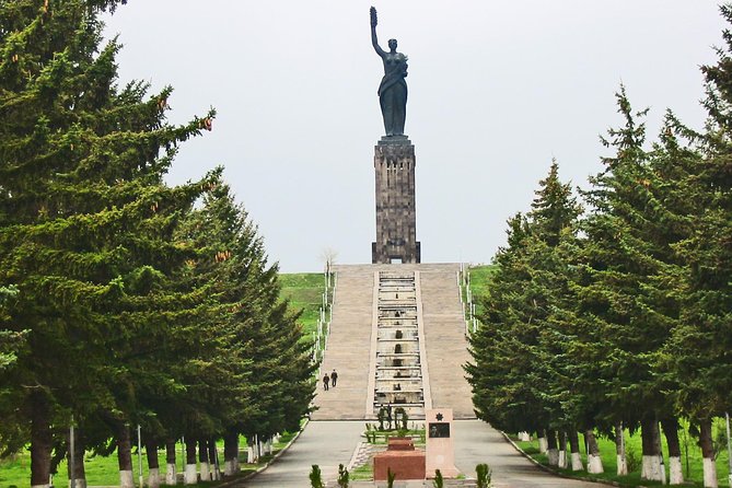 Group Tour: Gyumri (Urban Life Museum, Black Fortress, Old Town), Harichavank - Meeting and Drop-off