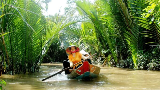 Group Tour: Mekong Delta Full Day - Vinh Trang Pagoda Exploration