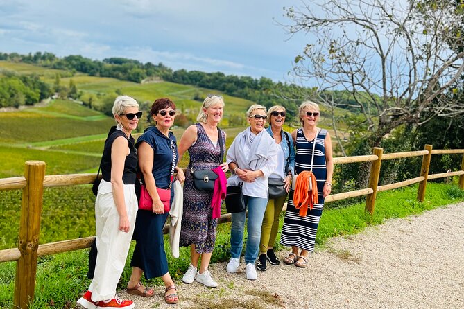 Group Tour - Saint Emilion Walking Tour + Tasting in Cave - Wine Tasting Experience