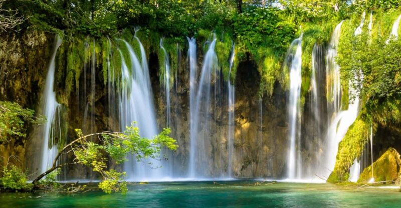 Group Tour to Plitvice Lakes From Split - Getting to Plitvice Lakes
