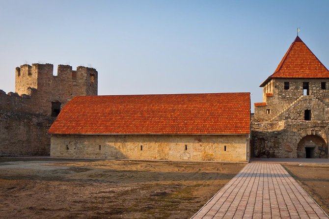 GROUP - Transnistria and Bender Fortress - Exploring Tiraspol