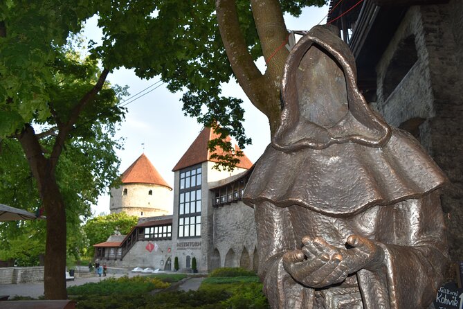 Group Walking Tour in Tallinn Old Town - Customer Feedback and Ratings