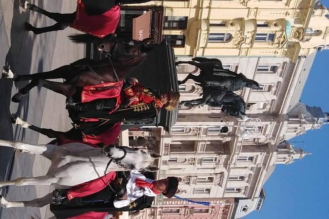 GROUP Walking Tour: Zagreb Time-Lapse - Group Size and Inclusions