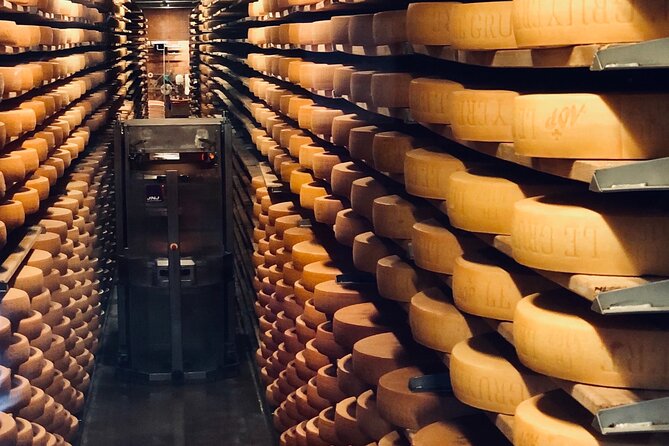 Gruyere Chocolate and Cheese Tasting Day Trip From Geneva - Cheese Tasting Experience