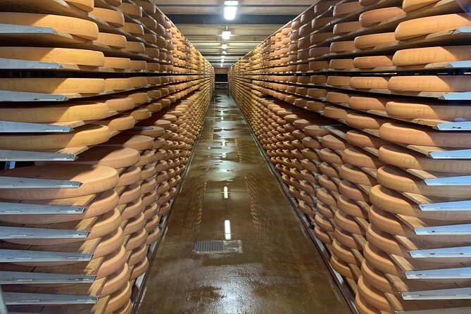 Gruyères Castle, Cheese, and Chocolate Private Tour From Bern - Tour Reviews