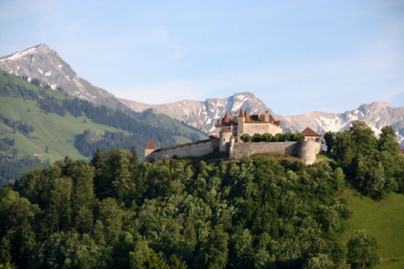 Gruyères, Cheese and Chocolate: Private Guided Tour - Included in the Tour