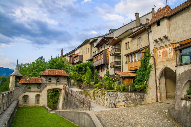 Gruyères Medieval Town, Cheese Factory and Maison Cailler Tour From Interlaken - Pickup Information