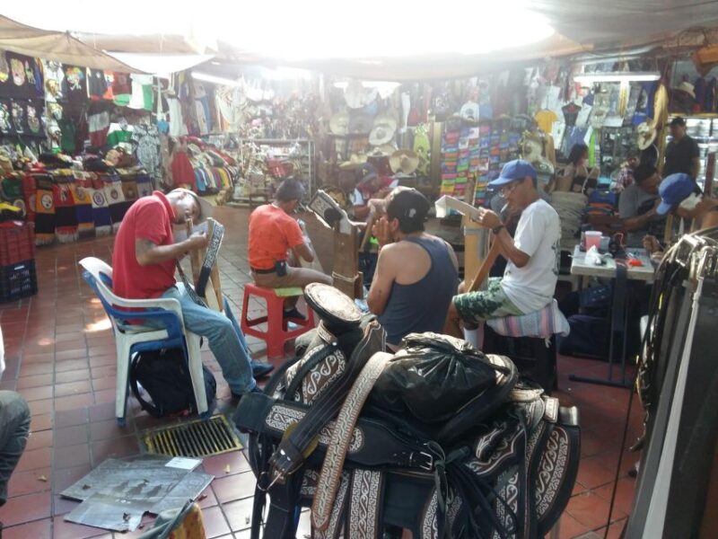 Guadalajara: Culture, Architecture, and Market Walking Tour - Itinerary Highlights