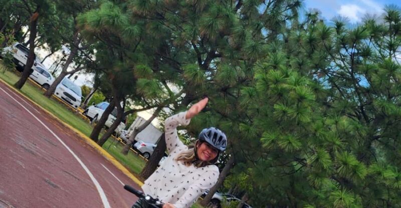 Guadalajara: Electric Scooter Tour Visiting Places of Interest - Booking Information