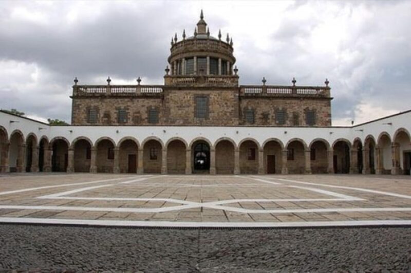 Guadalajara : Highlights Walking Tour With A Guide - Customer Feedback