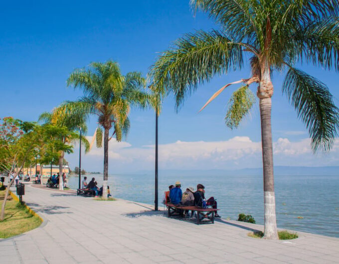 Guadalajara: Lake Chapala and Ajijic Day Trip With Boat Trip - Scenic Boat Cruise