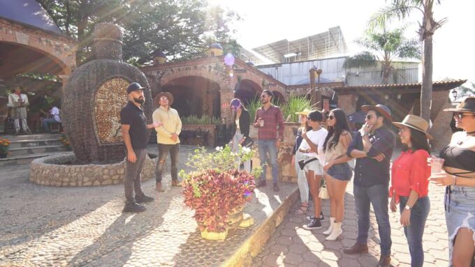 Guadalajara: Tequila Premium Tour With Tastings and Pairings - Tequila Selecto Distillery Tour