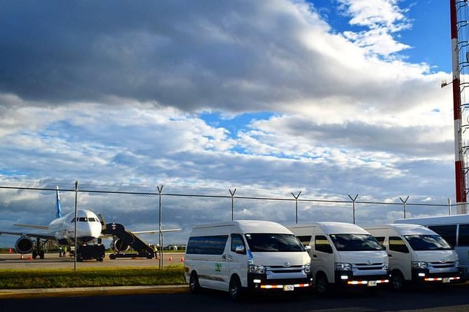 Guanacaste LIR Airport to Riu Guanacaste Hotel / Palace Roundtrip - Transportation Details