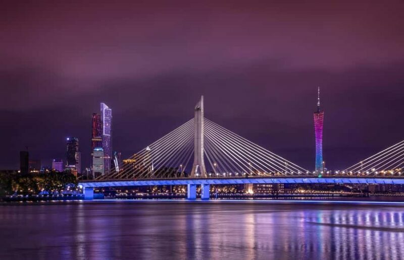 Guangzhou Cyber Night Tour: Landmark Citywalk+Driverless Bus - The Sum Up: Who Is This Tour For?