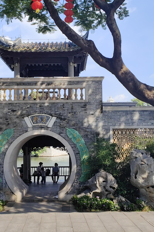 Guangzhou:Historical and Modern Sai Kwan Walking Tour - Exploring Pantang Wuyue Cultural Block