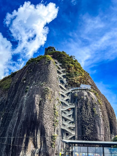 GUATAPE - Vibrant Colors and Architecture