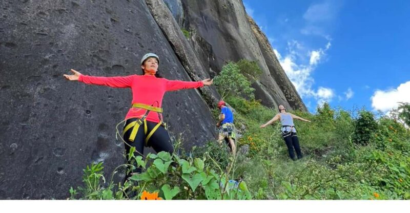 Guatapé: Iconic Rock Climbing for Beginners and Experts. - Guide Expertise