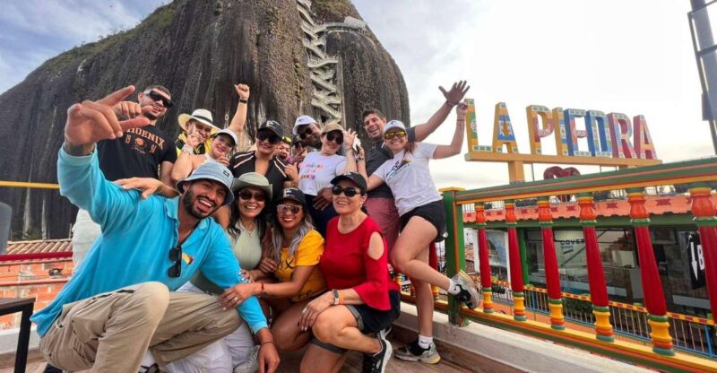 Guatapé: Private Island and El Peñol All-inclusive Trip - Itinerary Highlights