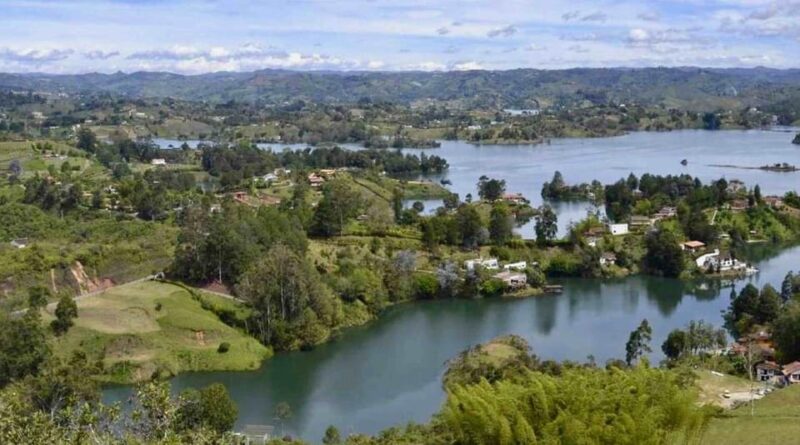 Guatape Rock & Coffee Farm Tour - Key Points