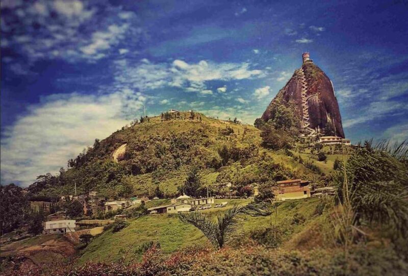 Guatape Rock & Coffee Farm Tour - Key Points