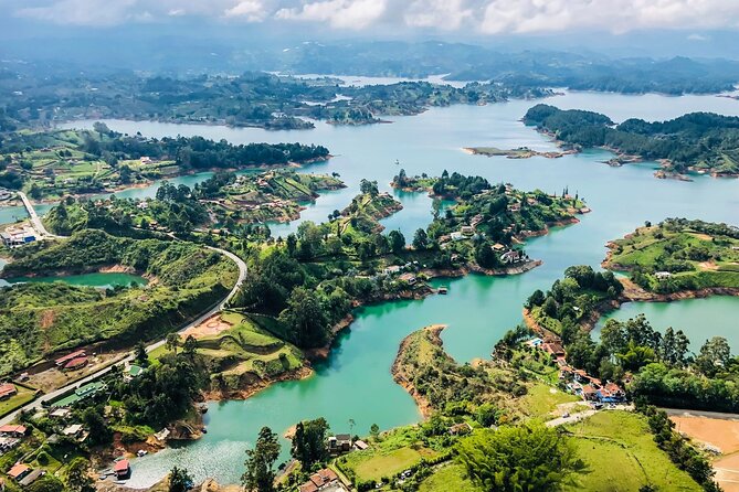Guatapé Rock of El Peñol Excursion + Gastronomic Tour and Cruise on the Dam - Positive Reviews