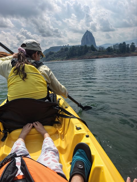 Guatapé: Tour From Medellín. English-Speaking Guide. VIP - Booking Information