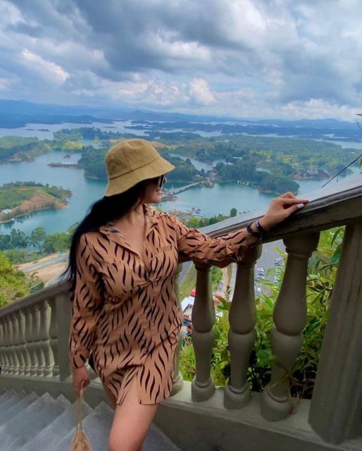 Guatape Town/Lake Tour and El Peñol Rock Hike - Inclusions and Requirements