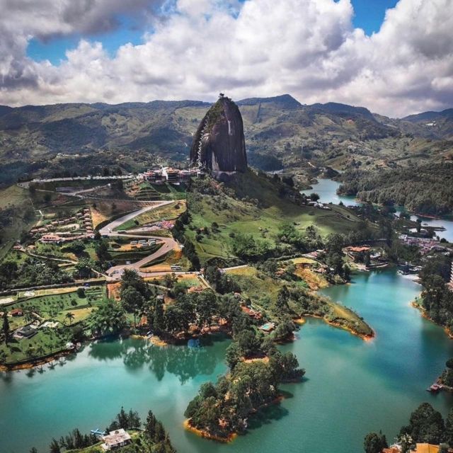 Guatape Town/Lake Tour and El Peñol Rock Hike - Gastronomic Delights