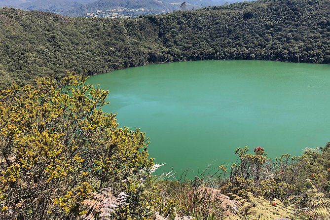 Guatavita Lake - the Legend of "El Dorado" - Scenic Hike to the Lake Viewpoint