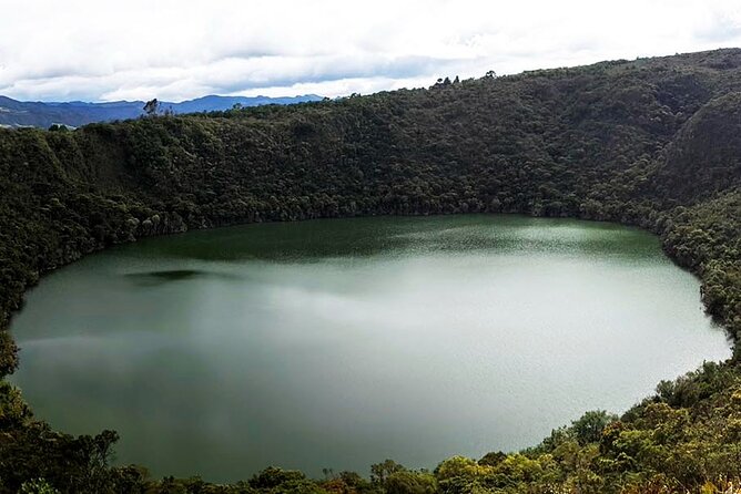 Guatavita the Sacred Lagoon and Dorado Legend - Private Tour - Key Points