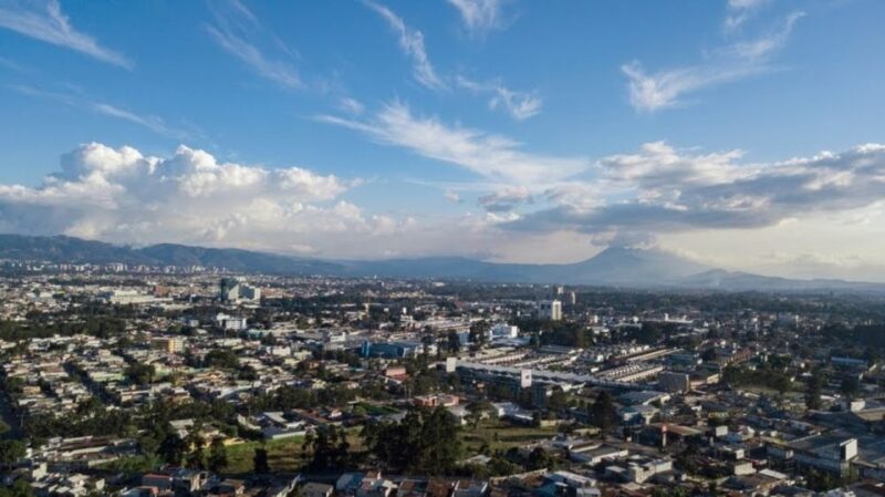 Guatemala: City Highlights Walking Tour - Key Points