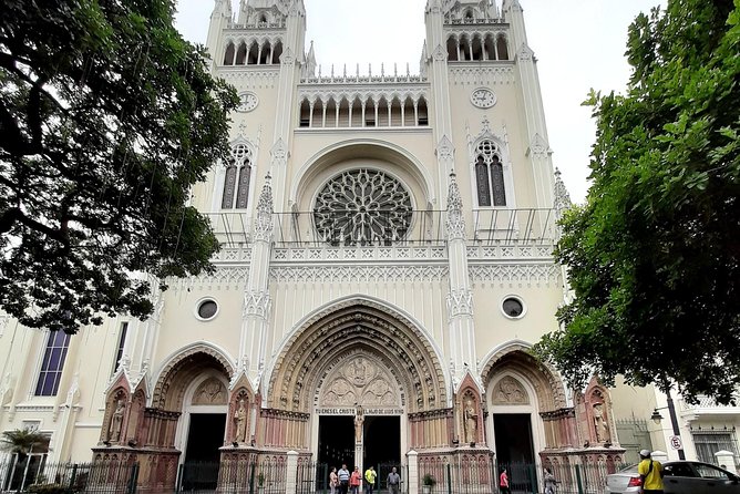 Guayaquil City Tour Including the Light House of Cerro Santa Ana - The Tour Experience