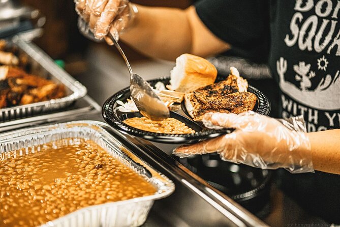 Guest Artists Chuck Wagon Dinner Show in Henderson - Reviews and Ratings