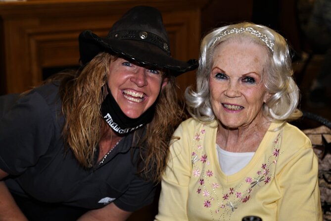 Guest Artists Chuck Wagon Dinner Show in Henderson - Guests Experiences