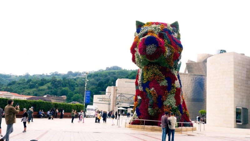 Guggenheim: Art Explained by Artists - Meeting Location