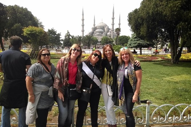 Guide and Private Driver of Tourism in Istanbul - Experienced Guides
