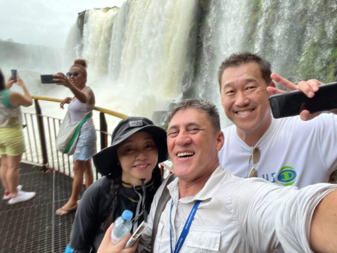 Guide and Transport in Iguaçu Falls - Private Group Experience