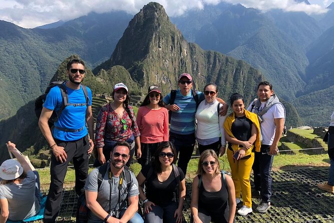 Guide in Machu Picchu - Guide Luiss Service