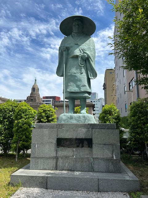 Guide Tour of Tsukiji Jogai Market With Chauffeur Service - Tsukiji Outer Market Tour