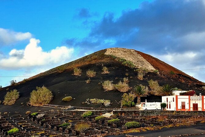 Guided 4-Hour E-Bike Tour Among the Volcanoes of Lanzarote - Cancellation and Refund Policy
