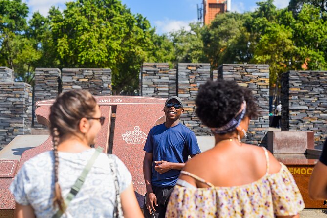 Guided Bicycle Tour of Soweto With Lunch - Nelson Mandelas Home