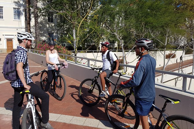 Guided Bike Tour of Stellenbosch - Biking Through Stellenbosch University