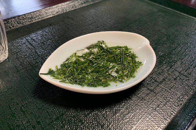 Guided Bike Tour to a Green Tea Farm in Shizuoka (Not E-Bikes) - Bicycle and Helmet Provision