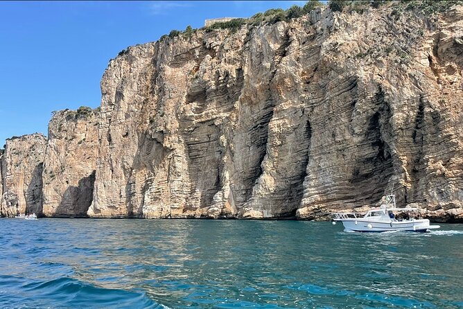 Guided Boat Excursion to Gaeta and Sperlonga - Inclusions and Equipment