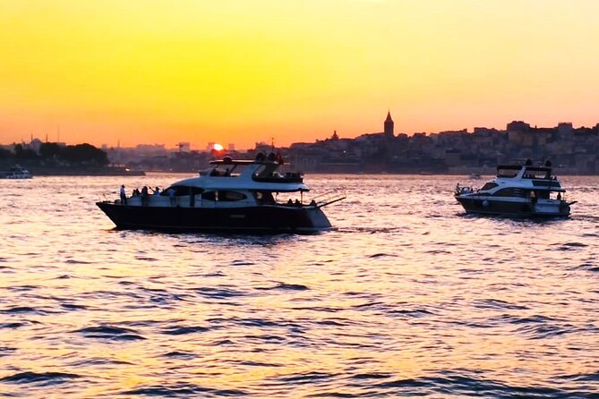 Guided Bosphorus Sunset Cruise on Luxurious Yacht - Small Group Cruise - Amenities Included