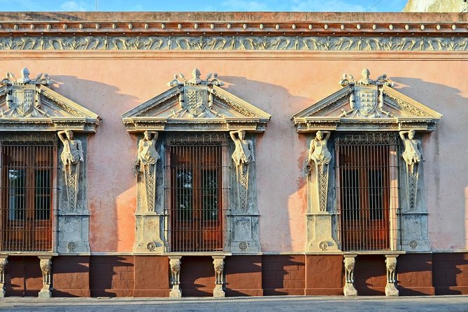 Guided Bus Tour of the City of Mérida - Key Points