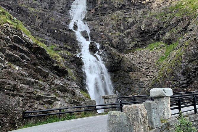 Guided Bus Tour to Trollstigen - Itinerary & Schedule