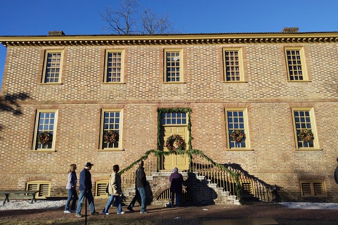 Guided Colonial Christmas Tour in Williamsburg - Meeting Point