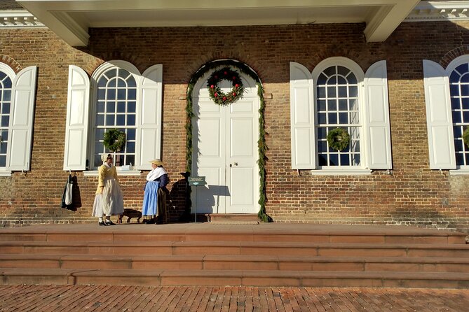 Guided Colonial Christmas Tour in Williamsburg - Accessibility